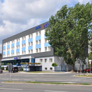 Modernization of Hotel “Festival” facade